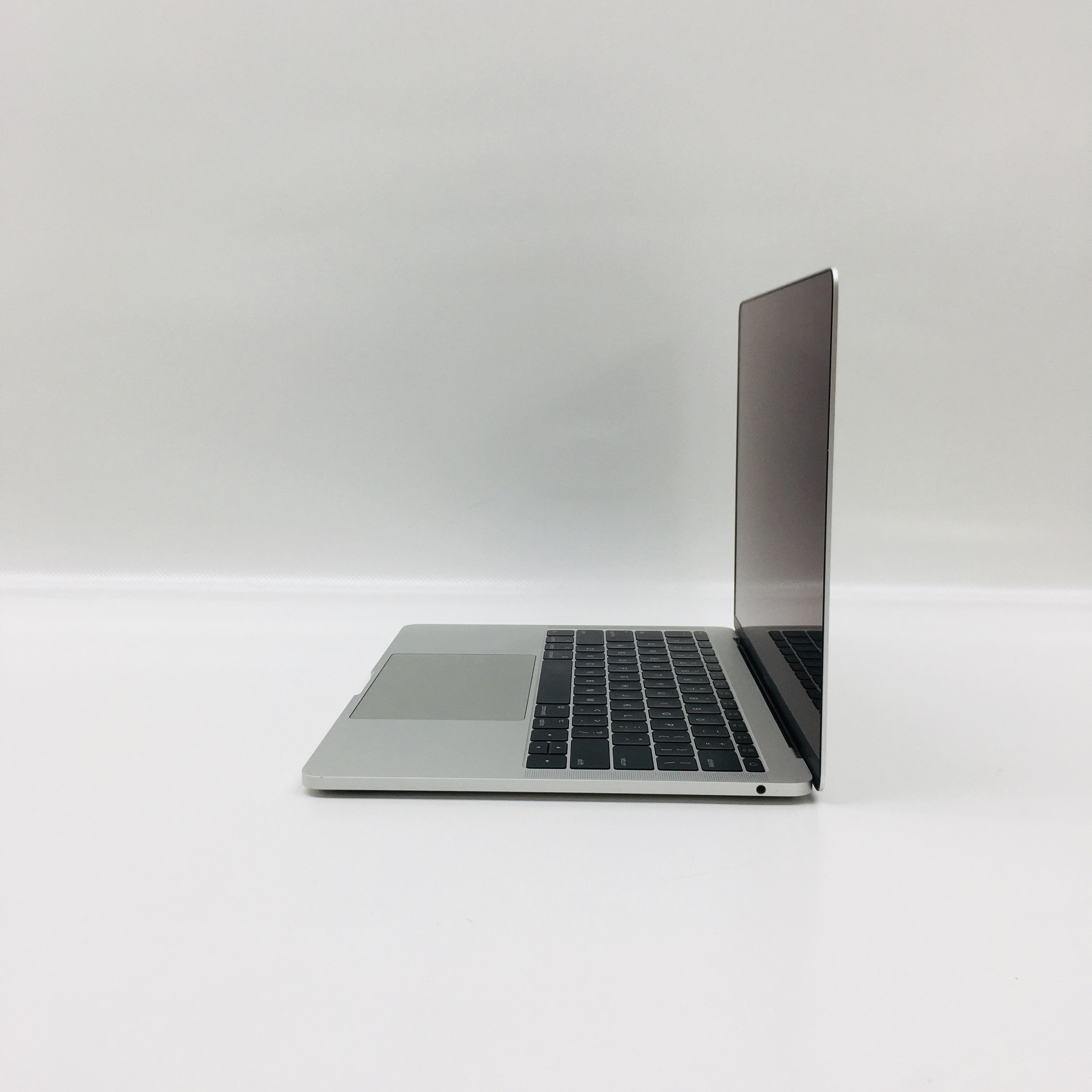 MacBook Pro 13" 2TBT Mid 2017 (Intel Core i5 2.3 GHz 8 GB RAM 256 GB SSD), Silver, Intel Core i5 2.3 GHz, 8 GB RAM, 256 GB SSD, image 4